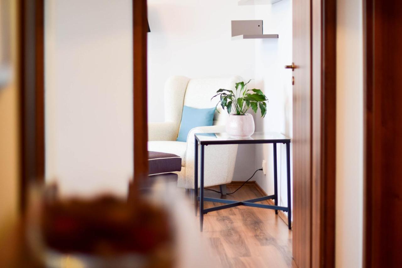 Cabrio Apart Hotel Kaloşvar Dış mekan fotoğraf