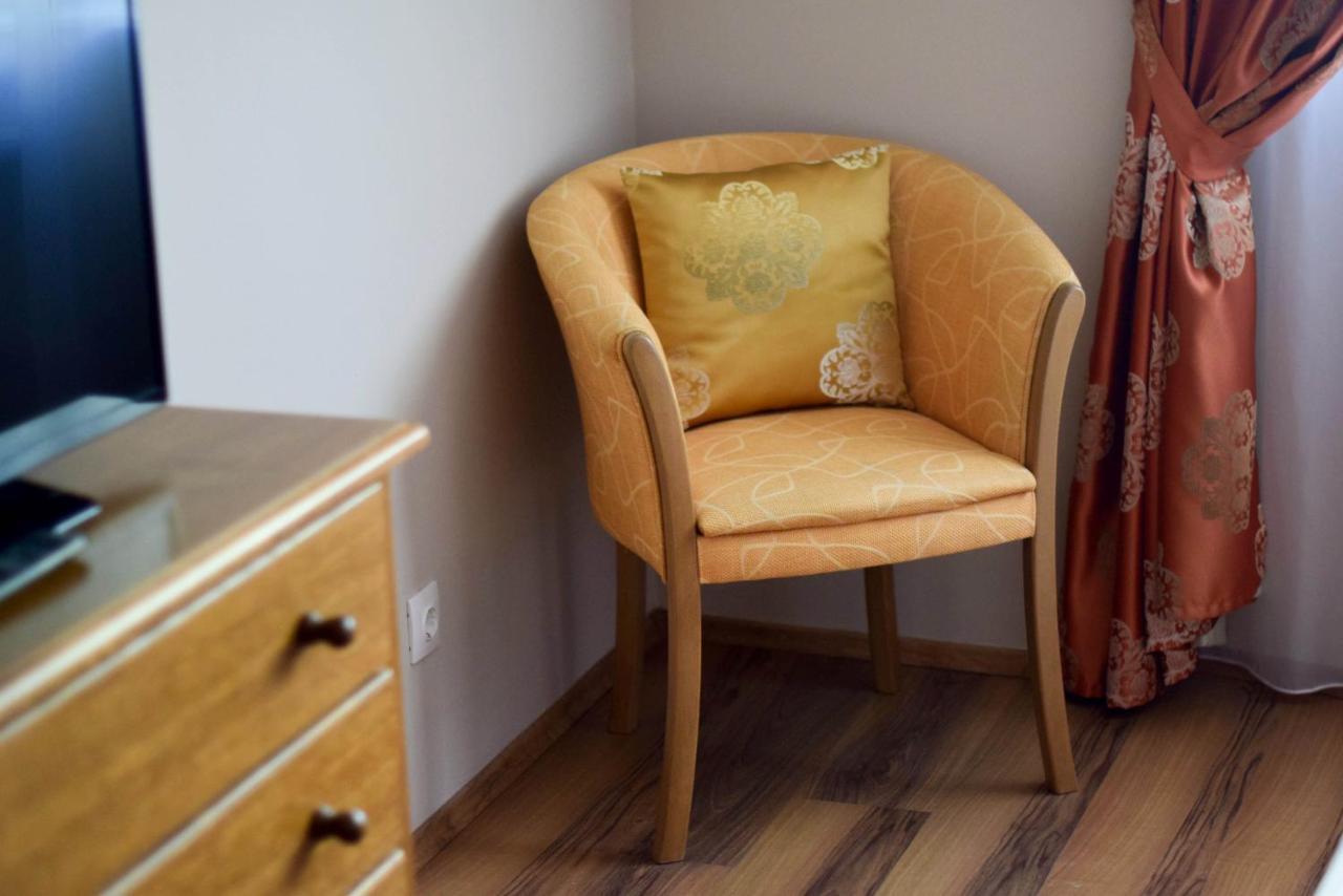 Cabrio Apart Hotel Kaloşvar Dış mekan fotoğraf