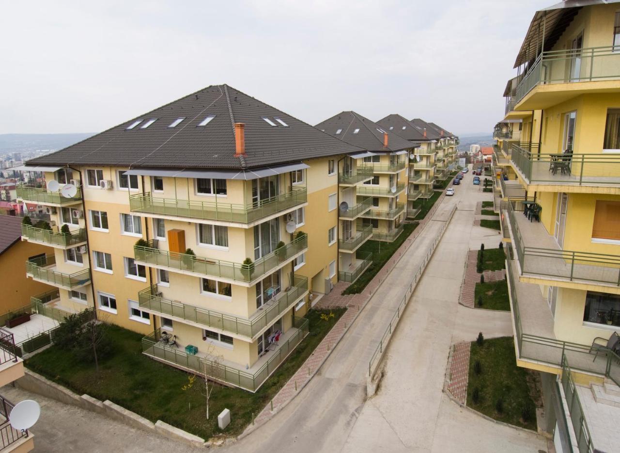 Cabrio Apart Hotel Kaloşvar Dış mekan fotoğraf