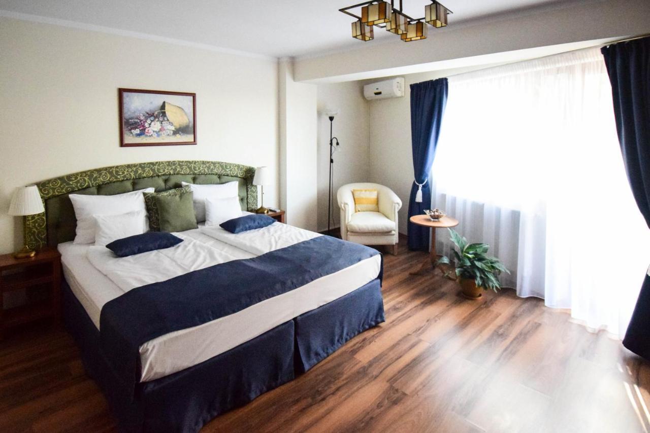 Cabrio Apart Hotel Kaloşvar Dış mekan fotoğraf