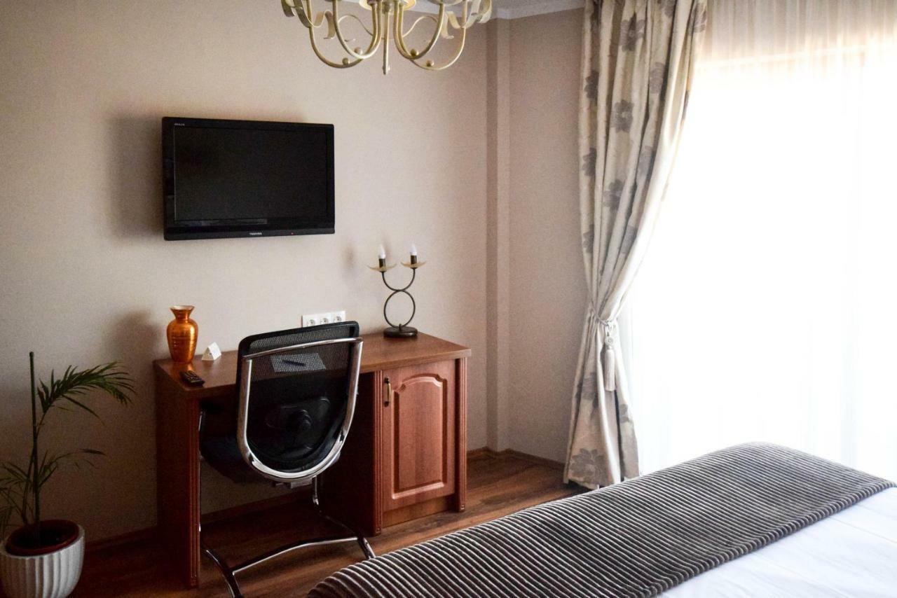 Cabrio Apart Hotel Kaloşvar Dış mekan fotoğraf