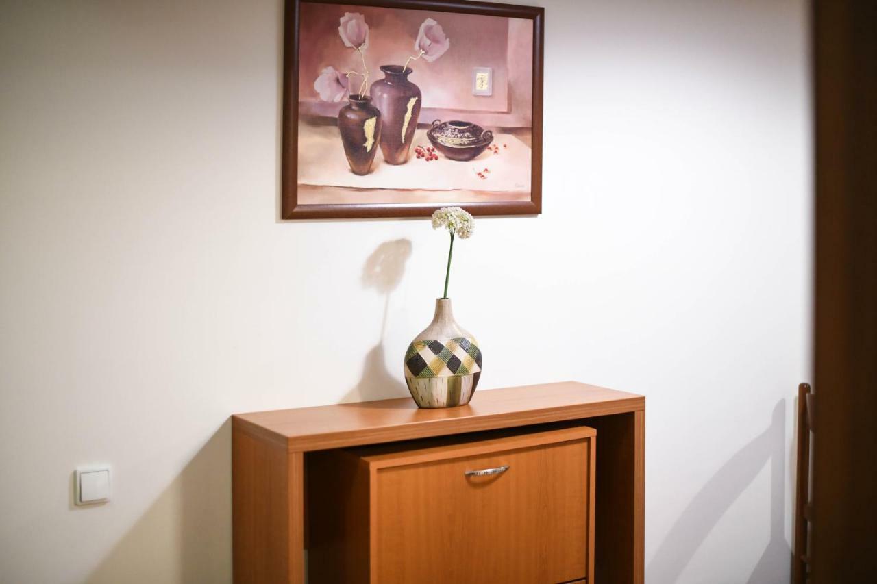 Cabrio Apart Hotel Kaloşvar Dış mekan fotoğraf