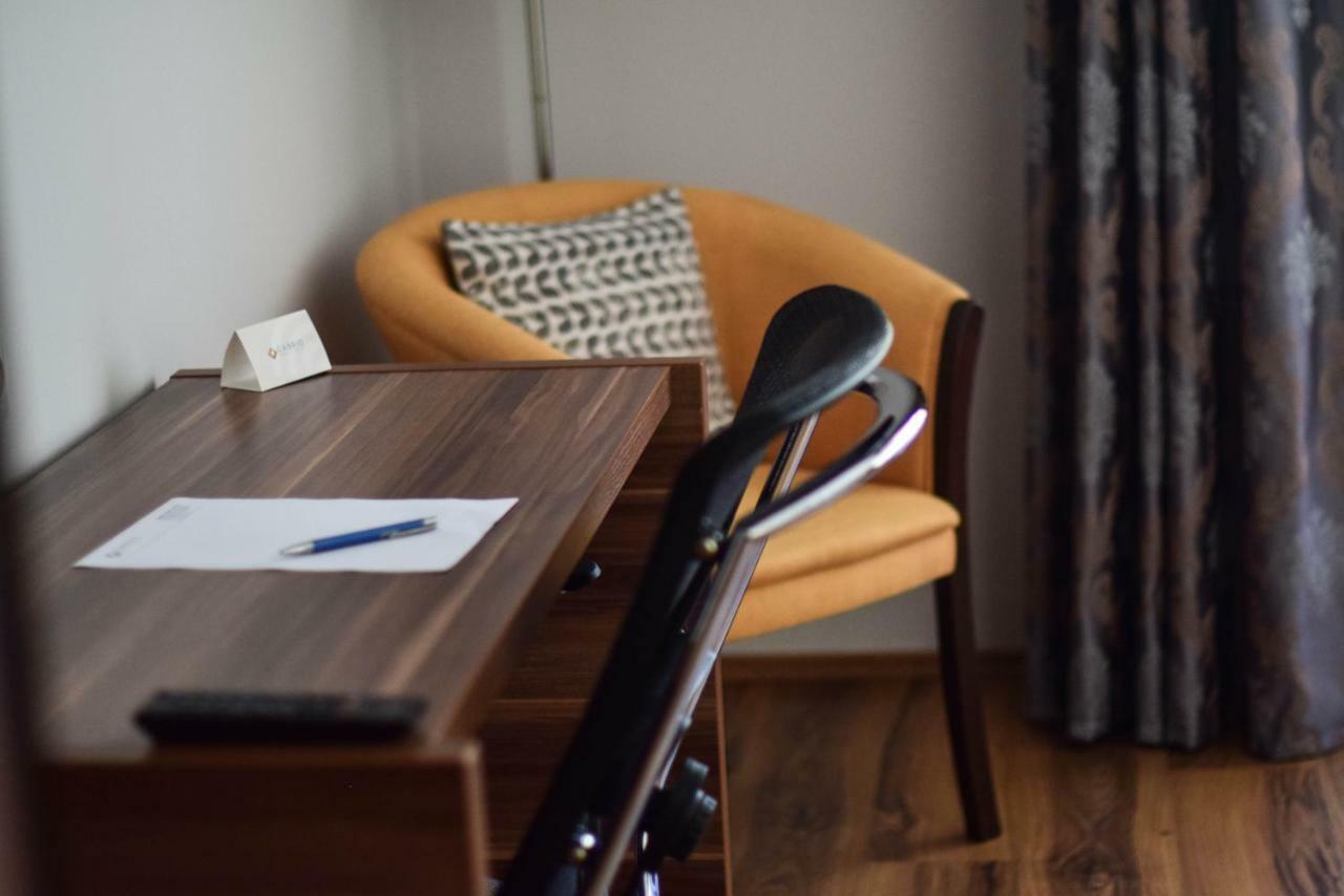 Cabrio Apart Hotel Kaloşvar Dış mekan fotoğraf
